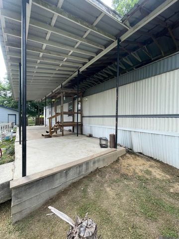 5893 Island Rd, Jarreau, LA 70749