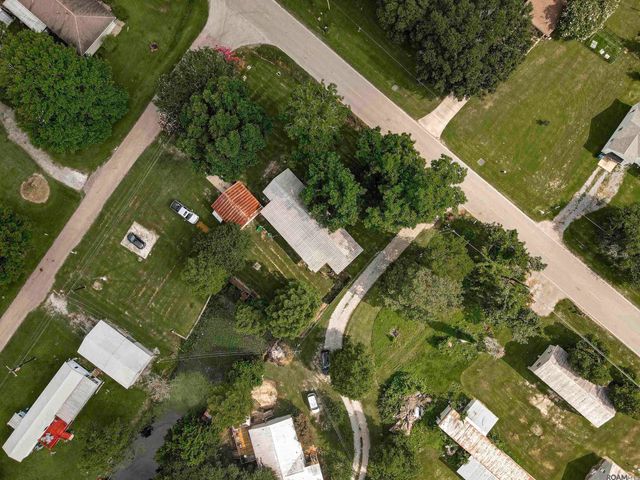 5893 Island Rd, Jarreau, LA 70749