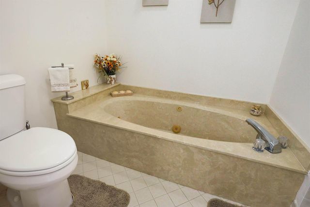 6858 FOUNTAINS Circle, Lake Worth, FL 33467