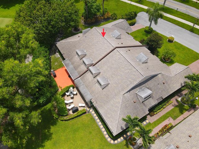 6858 FOUNTAINS Circle, Lake Worth, FL 33467