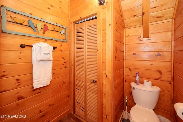 556 Wildwood Forest Way, Sevierville, TN 37876