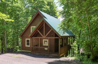 556 Wildwood Forest Way, Sevierville, TN 37876
