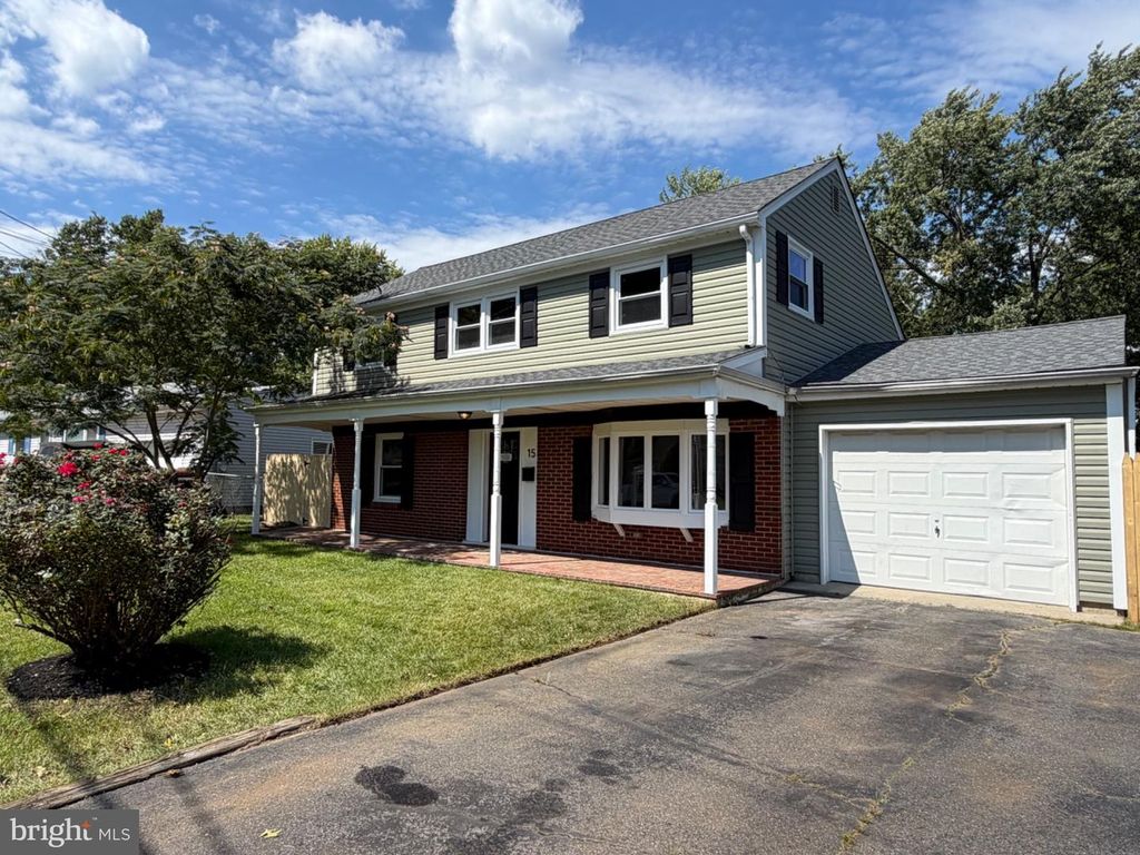 15 SUSSEX RD, MARLTON, NJ 08053 — exterior
