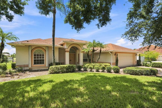 2624 SW River Shore Drive, Port St Lucie, FL 34984