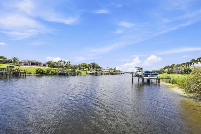 2624 SW River Shore Drive, Port St Lucie, FL 34984
