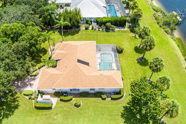 2624 SW River Shore Drive, Port St Lucie, FL 34984