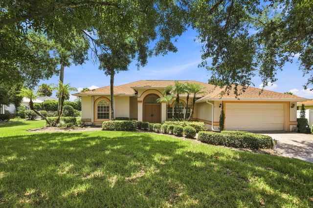 2624 SW River Shore Drive, Port St Lucie, FL 34984