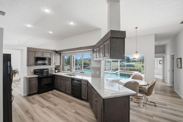 2624 SW River Shore Drive, Port St Lucie, FL 34984