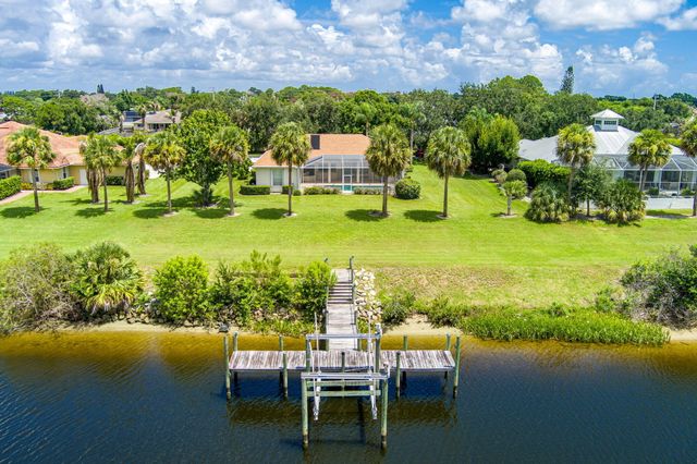 2624 SW River Shore Drive, Port St Lucie, FL 34984