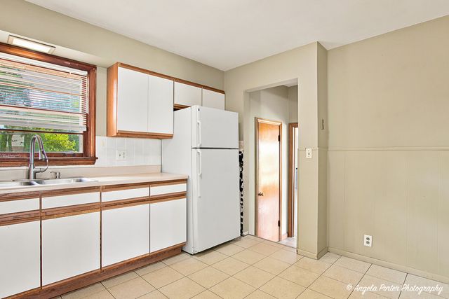 1401 Channel Beach Avenue, Johnsburg, IL 60051