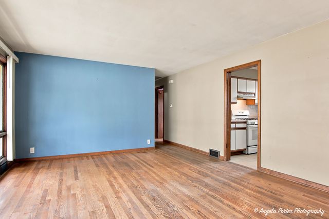 1401 Channel Beach Avenue, Johnsburg, IL 60051