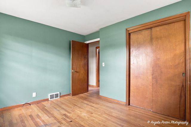 1401 Channel Beach Avenue, Johnsburg, IL 60051