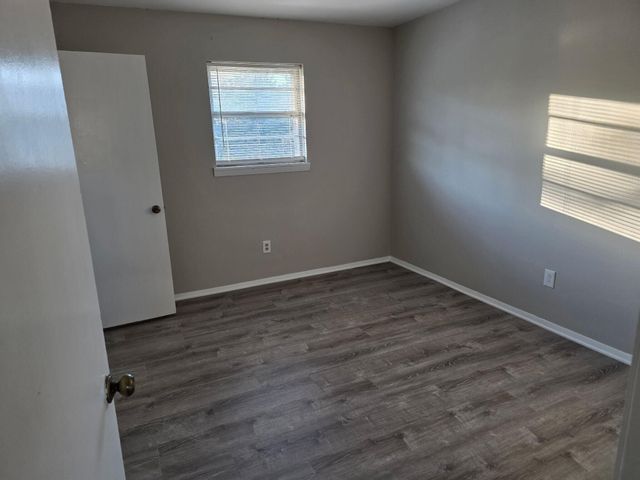 7308 N WADE SCHOOL RD A, Columbia, MO 65202