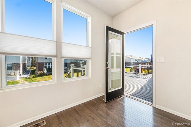 28364 Hanover Drive, Novi, MI 48377