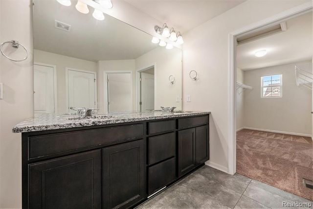 28364 Hanover Drive, Novi, MI 48377