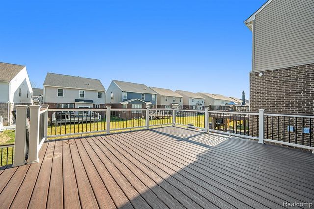 28364 Hanover Drive, Novi, MI 48377