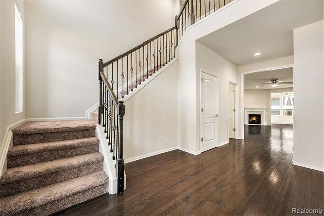 28364 Hanover Drive, Novi, MI 48377