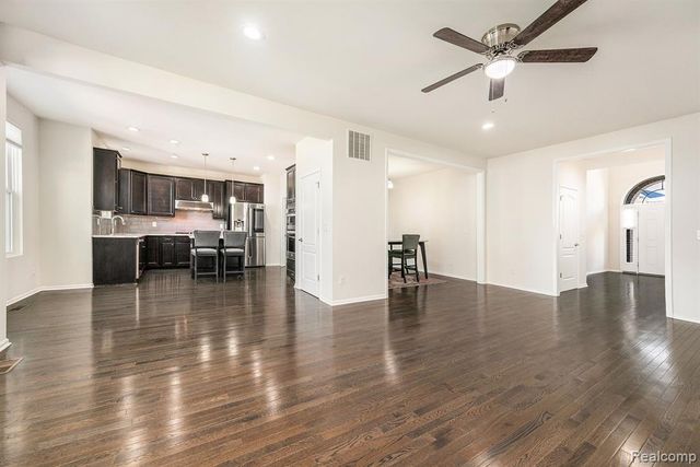 28364 Hanover Drive, Novi, MI 48377