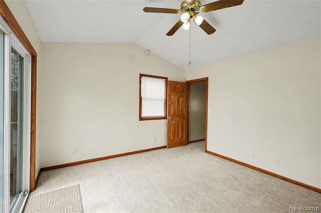 6522 Bennett Lake Road, Fenton, MI 48430