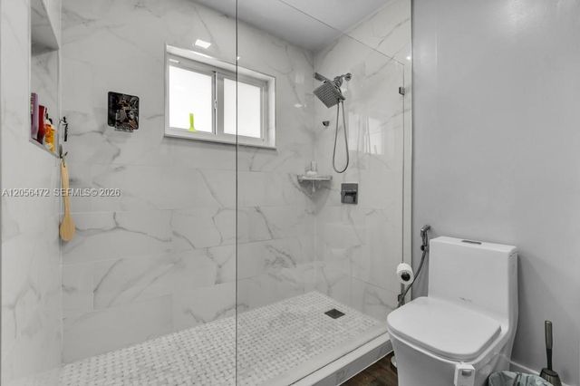 6481 SW 13th St, Plantation, FL 33317