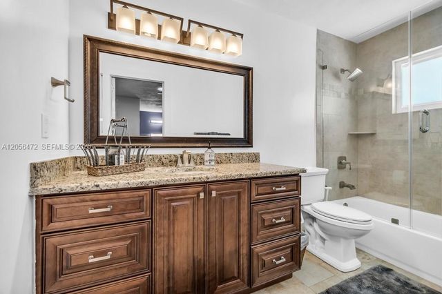 6481 SW 13th St, Plantation, FL 33317