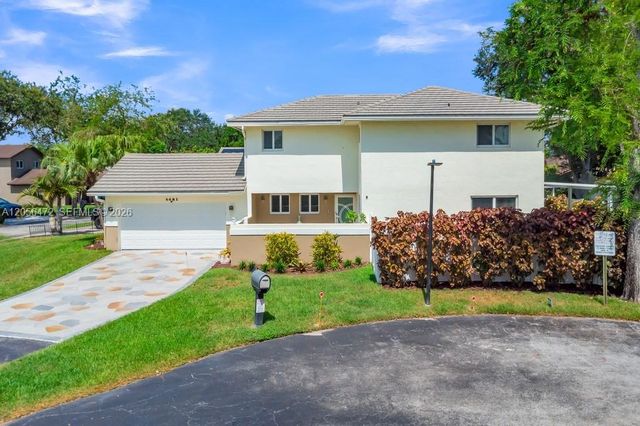 6481 SW 13th St, Plantation, FL 33317