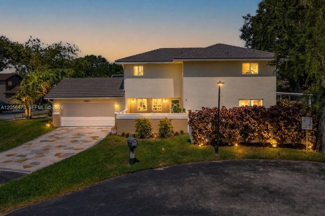 6481 SW 13th St, Plantation, FL 33317