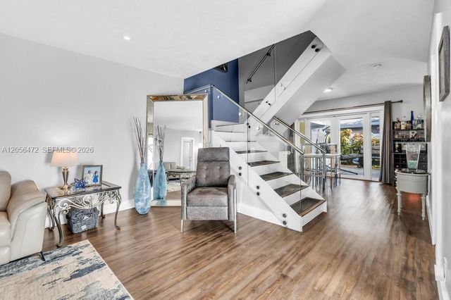 6481 SW 13th St, Plantation, FL 33317