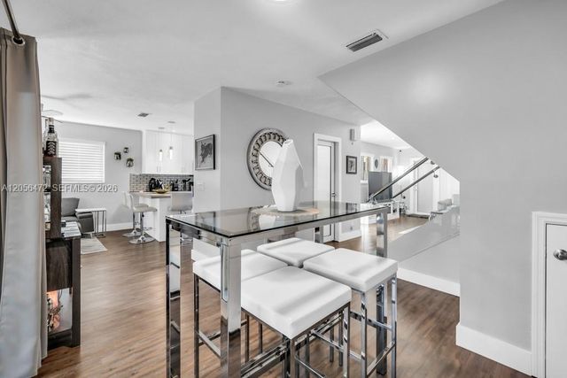 6481 SW 13th St, Plantation, FL 33317