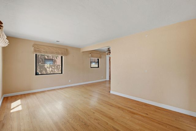 205 Natalie Avenue NW, Albuquerque, NM 87107
