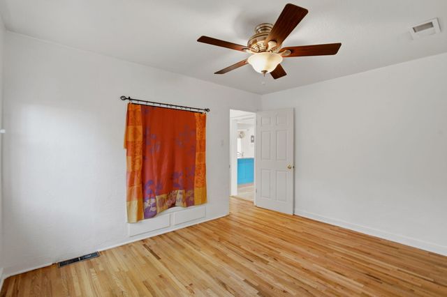 205 Natalie Avenue NW, Albuquerque, NM 87107