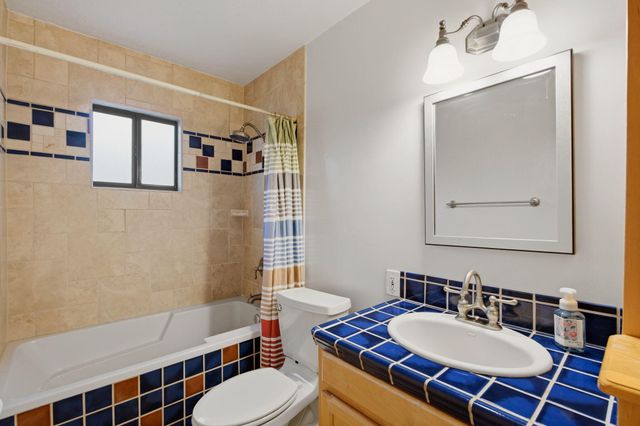 205 Natalie Avenue NW, Albuquerque, NM 87107