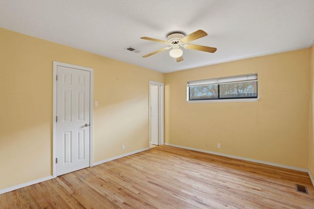 205 Natalie Avenue NW, Albuquerque, NM 87107