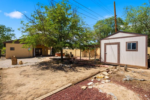 205 Natalie Avenue NW, Albuquerque, NM 87107