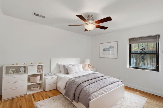 205 Natalie Avenue NW, Albuquerque, NM 87107