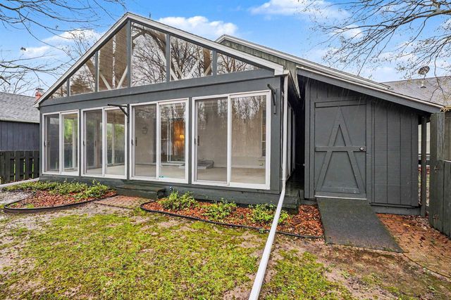 4872 W Michigan Avenue, Saginaw, MI 48638