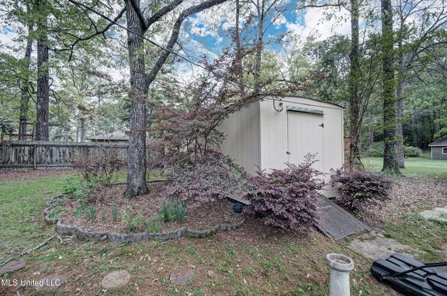 75 Pine Cove, Brandon, MS 39042