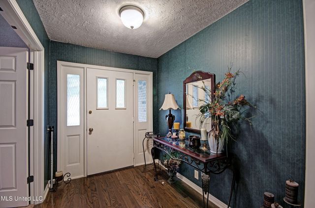 75 Pine Cove, Brandon, MS 39042