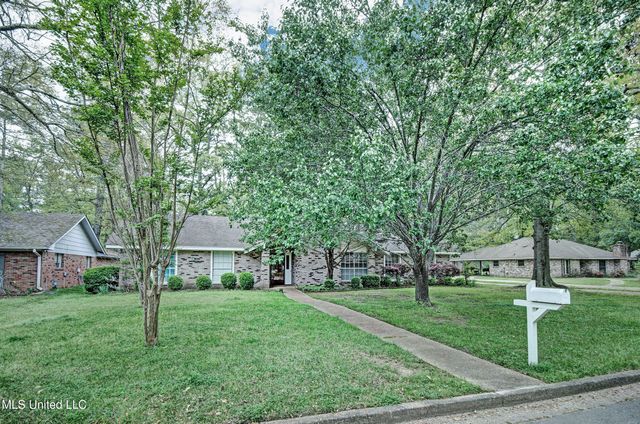 75 Pine Cove, Brandon, MS 39042