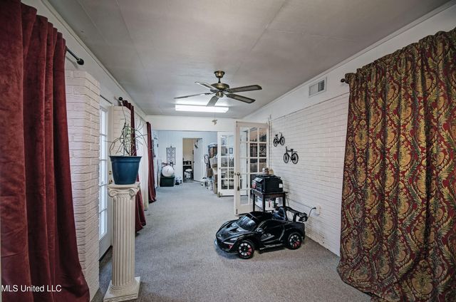 75 Pine Cove, Brandon, MS 39042