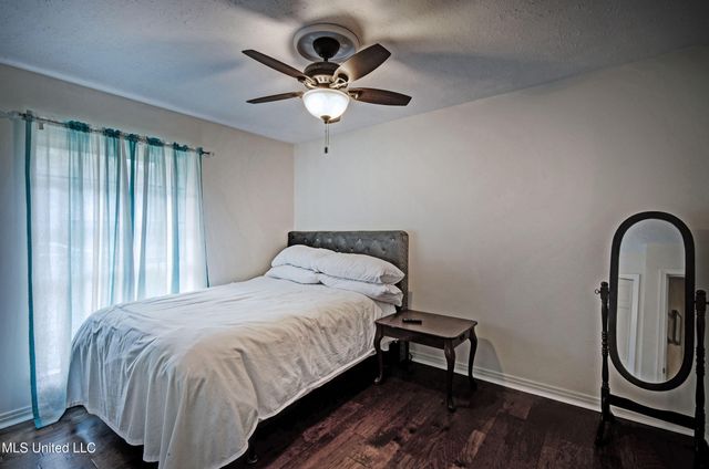 75 Pine Cove, Brandon, MS 39042