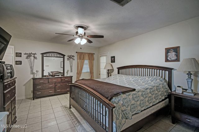 75 Pine Cove, Brandon, MS 39042
