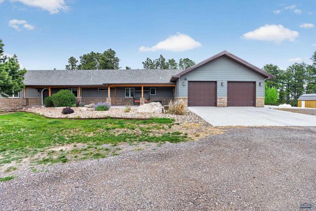 7810 LABRADOR TR, Rapid City, SD 57702