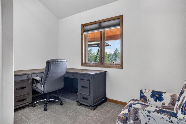 7810 LABRADOR TR, Rapid City, SD 57702
