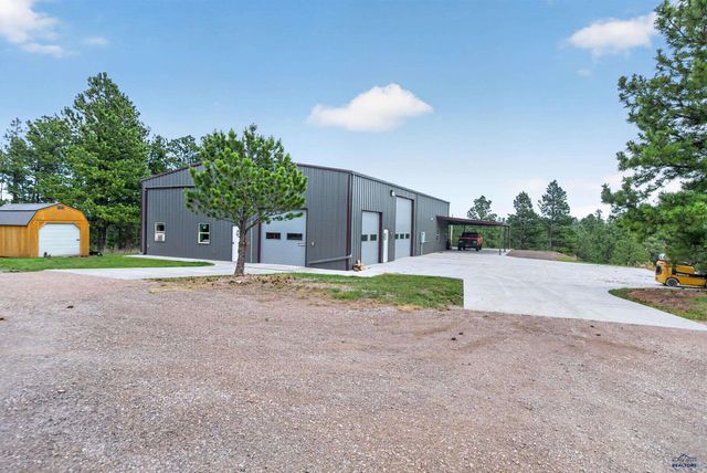 7810 LABRADOR TR, Rapid City, SD 57702