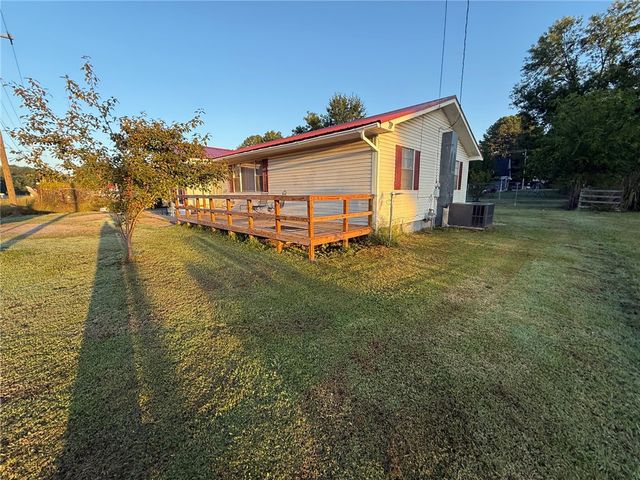 702 W Main Street, Atkins, AR 72823