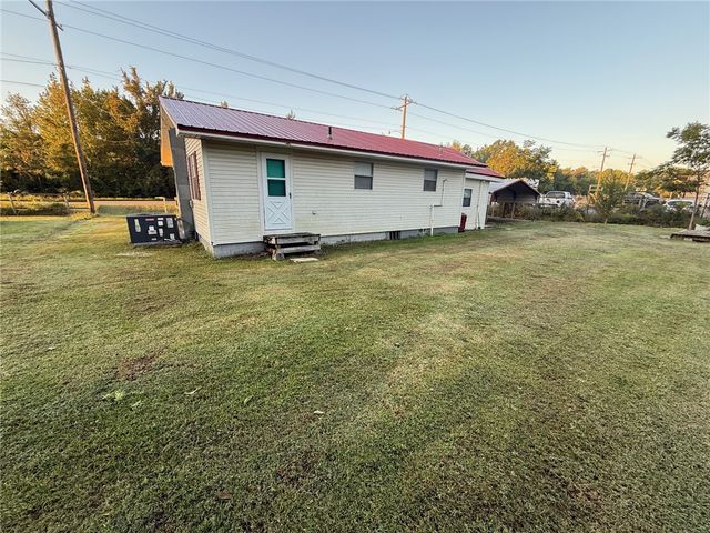 702 W Main Street, Atkins, AR 72823