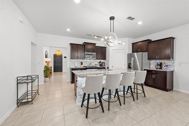 7552 OAKMOSS LOOP, Davenport, FL 33837