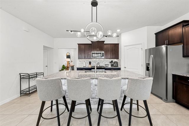 7552 OAKMOSS LOOP, Davenport, FL 33837