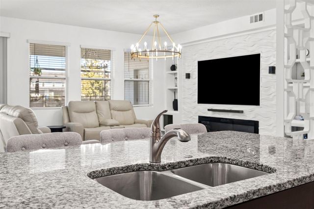 7552 OAKMOSS LOOP, Davenport, FL 33837